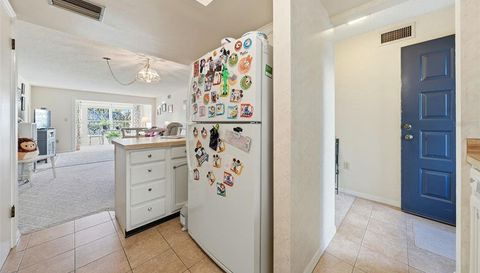 110 N TREMAIN STREET