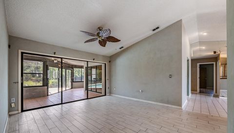 3817 Nicholas Cir