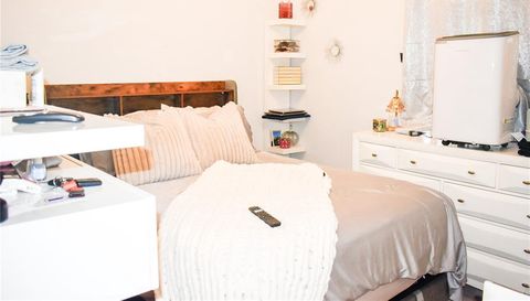 180 LAKE SMART CIRCLE