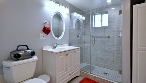 1814 N Sawyer Avenue