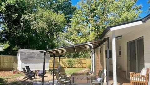 1009 Helms Pl
