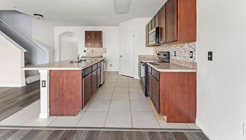 10019 Geese Trail Cir