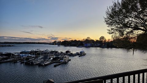 18709 Nautical Dr Unit 305