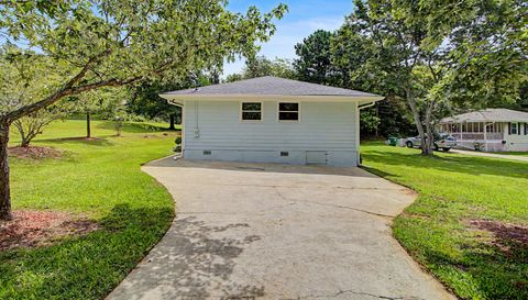 21 Nebo Dr