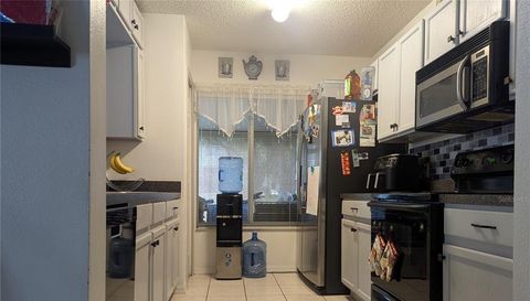 10740 KEYS GATE DRIVE