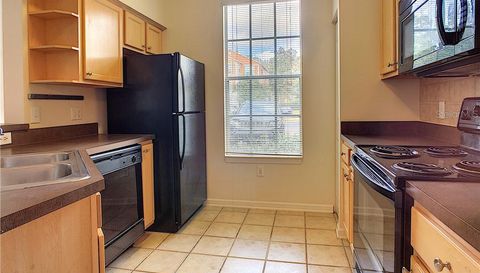 12824 MADISON POINTE CIRCLE