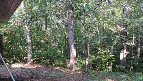 84 River Point Rd