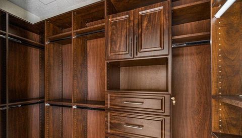 6135 Vista Linda Lane