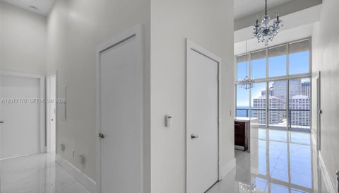 495 Brickell Ave