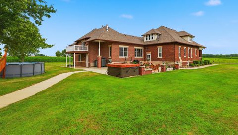 973 E 2500 North Rd