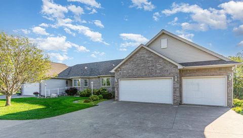 912 Aurora Circle