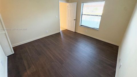 21904 Lake Forest Cir