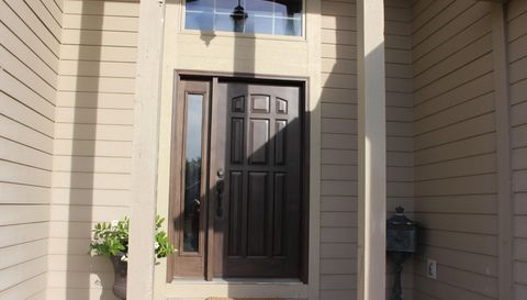 1027 Blackthorn Cove