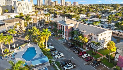 455 Paradise Isle Blvd