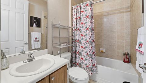 1733 W CAROLINE PATH