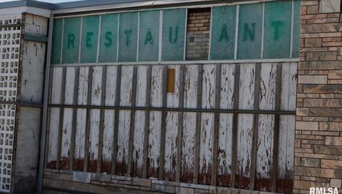 3812 N HARRISON Street