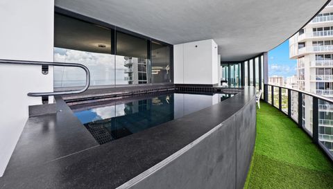 18555 Collins Ave Apt 2405