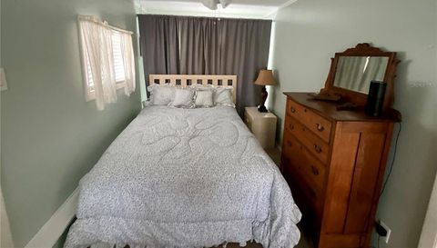 243 S CENTRAL AVENUE