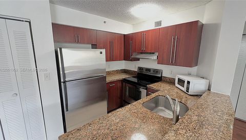 771 N Pine Island Rd