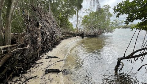 18200 49th Terrace N