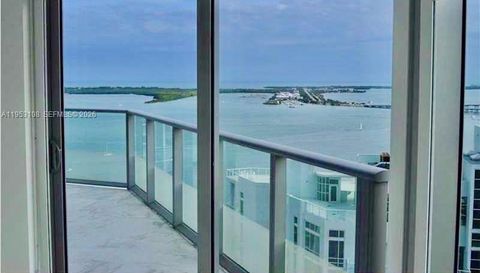 1300 Brickell Bay Dr