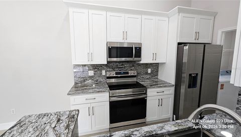 2504 GRASSY POINT DRIVE