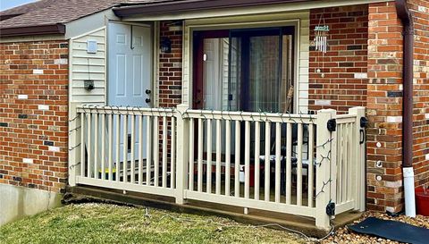 24 Meadowridge E