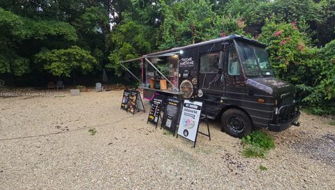 Mediterranean Food Truck For Sale In Miami