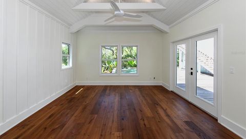 715 Eagle Point