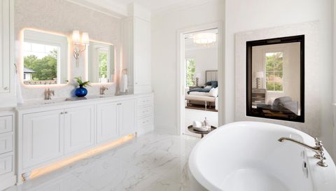 3941x White Oak Lane