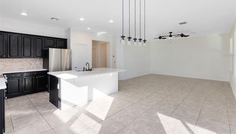 1319 YORKSHIRE COURT