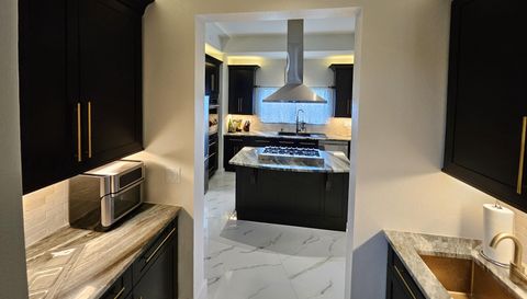 4014 Jacaranda Pkwy W