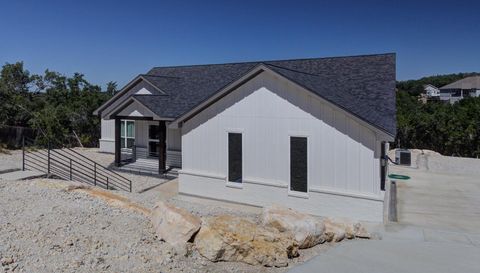 841 Golden Eagle Loop Canyon Lake