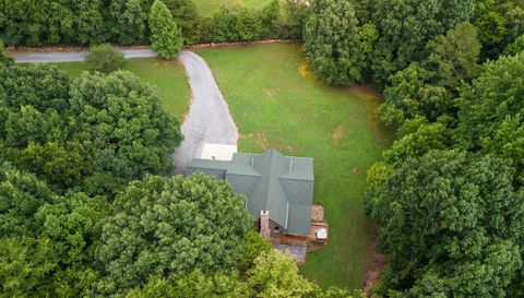 910 English Mountain Rd