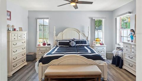 27 WINDING CREEK WAY