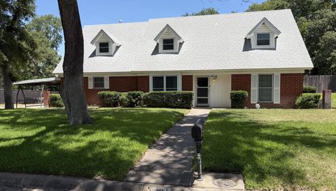 401 Glenhaven Dr