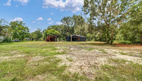 4922 County Road 937b