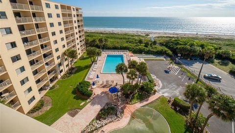 7520 RIDGEWOOD AVENUE