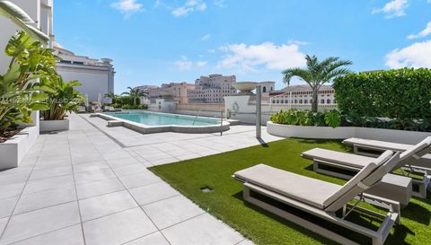 275 Giralda Ave