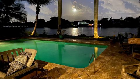 960 Bayberry Point Dr