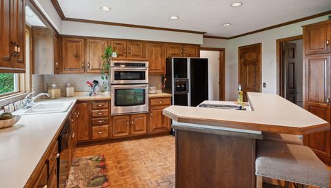 11292 Mount Curve Road