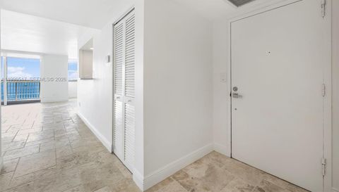 1420 Brickell Bay Dr