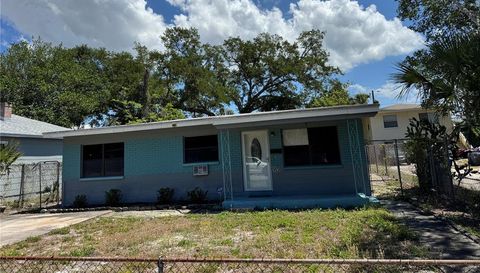 1930 WALTON STREET S