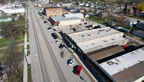 275 S BROADWAY Street