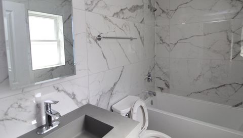 1411 W Taylor Street