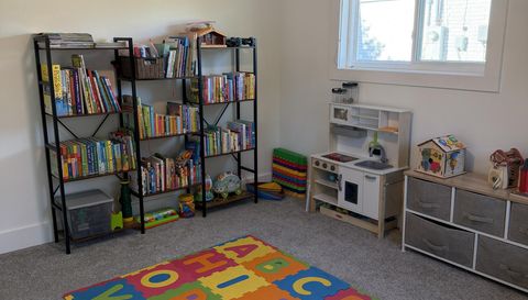 324 Leah Miller Dr NW