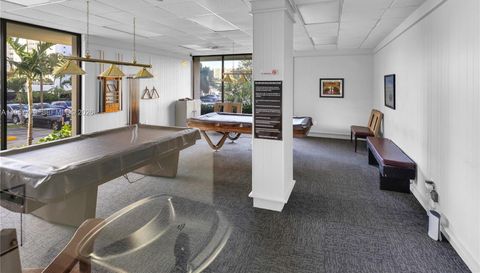 300 Bayview Dr