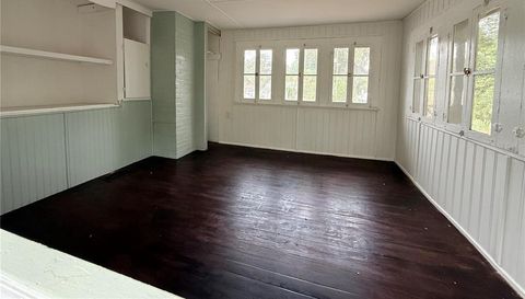 814 E INDIANA AVENUE