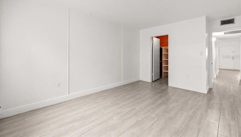 1235 S HIGHLAND AVENUE