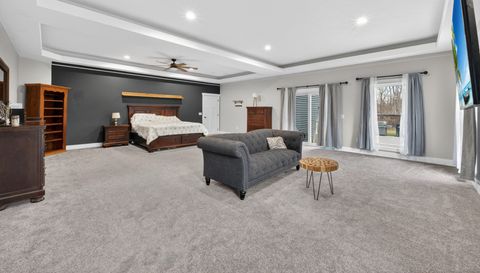 2252 Applegrove St NE